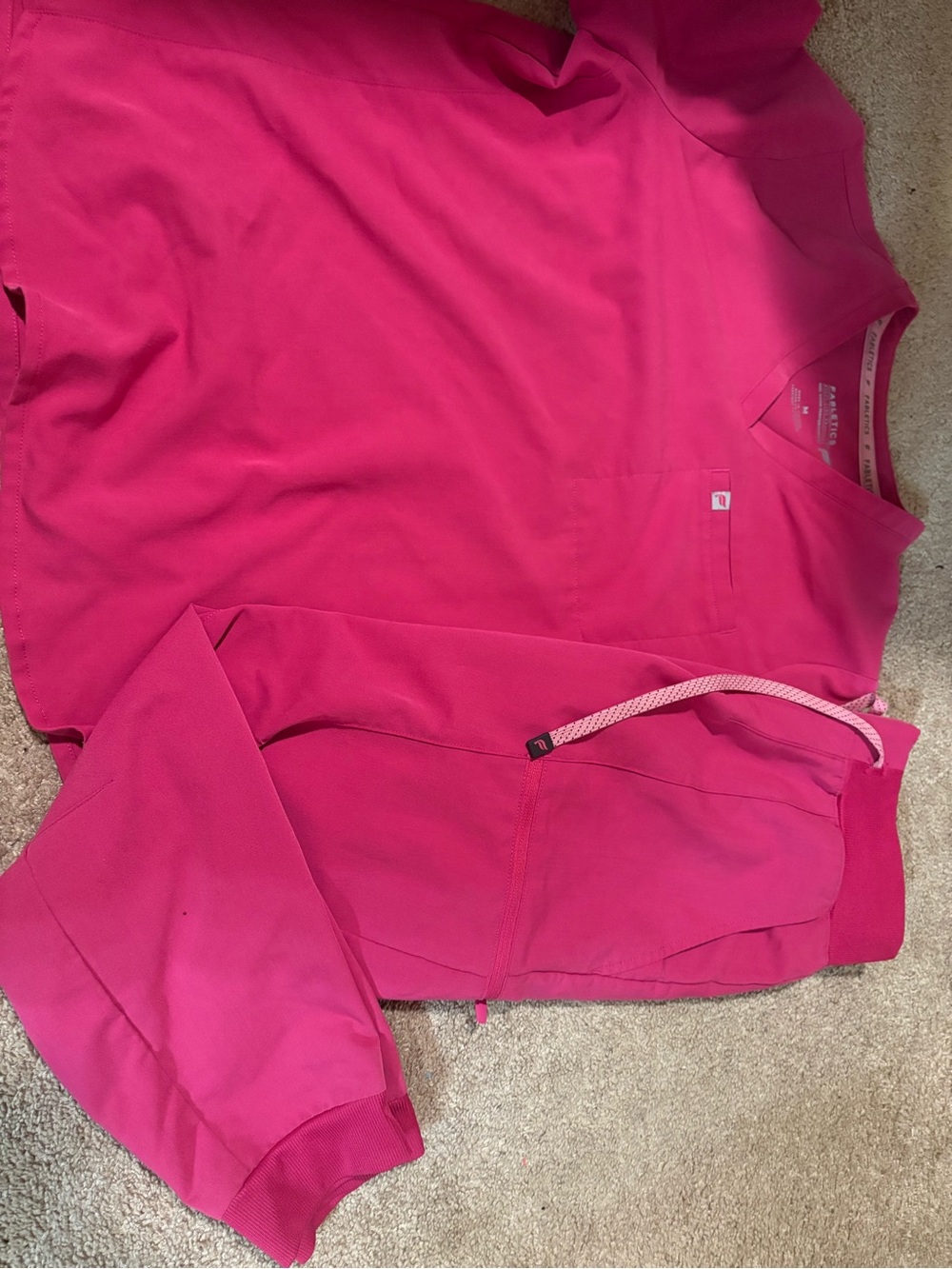 Fabletics scrub set